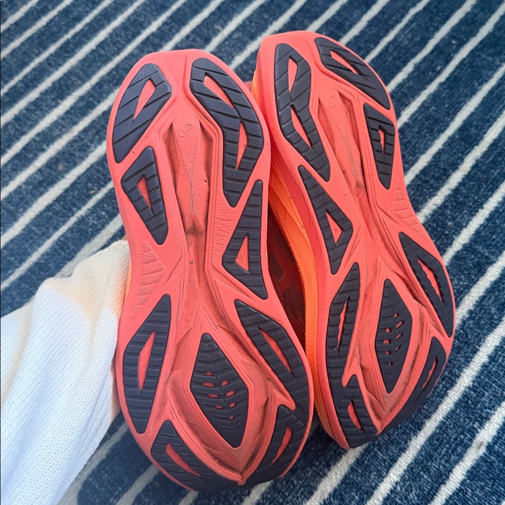 Superblast 2 GUC women’s size 7.5 - Picture 2 of 4